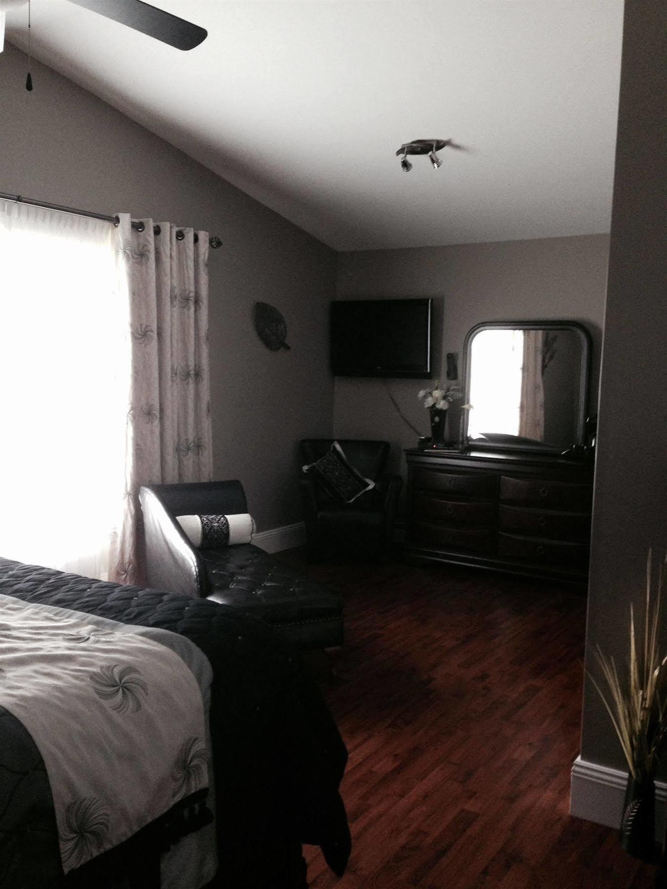 Driftwood Heights B&B 서머사이드 외부 사진